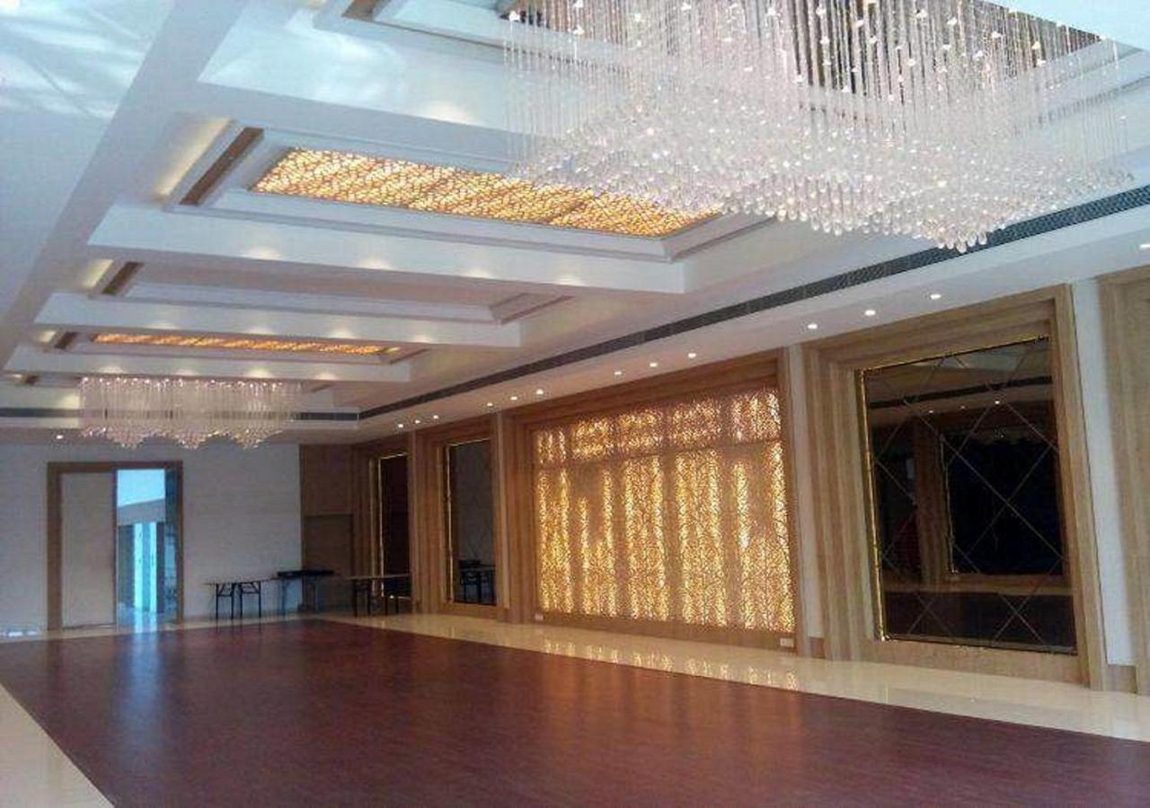 Hotel Amora - Rajnandgaon Raj Nandgaon 外观 照片