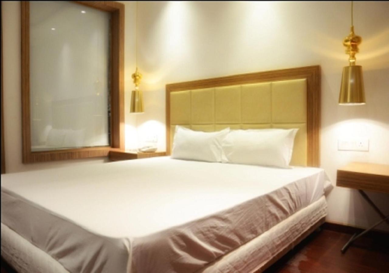 Hotel Amora - Rajnandgaon Raj Nandgaon 外观 照片