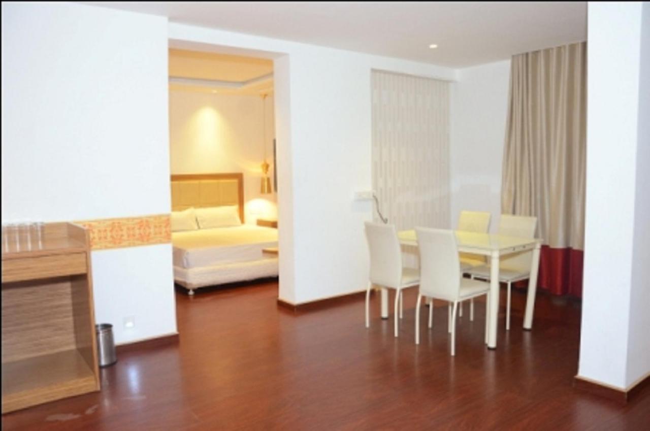 Hotel Amora - Rajnandgaon Raj Nandgaon 外观 照片