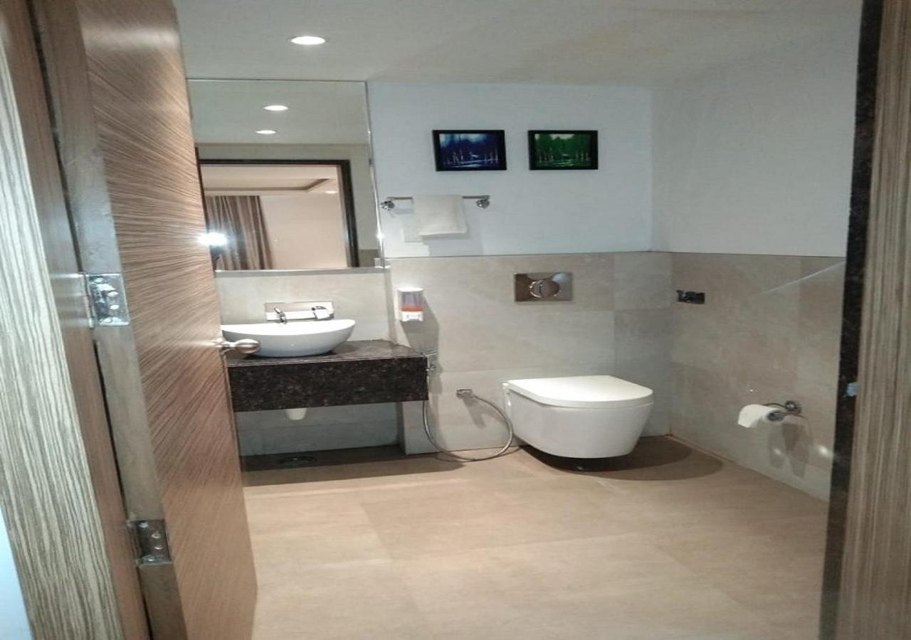 Hotel Amora - Rajnandgaon Raj Nandgaon 外观 照片