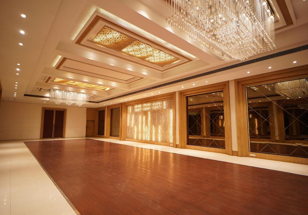 Hotel Amora - Rajnandgaon Raj Nandgaon 外观 照片