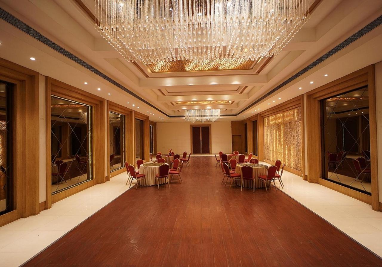 Hotel Amora - Rajnandgaon Raj Nandgaon 外观 照片