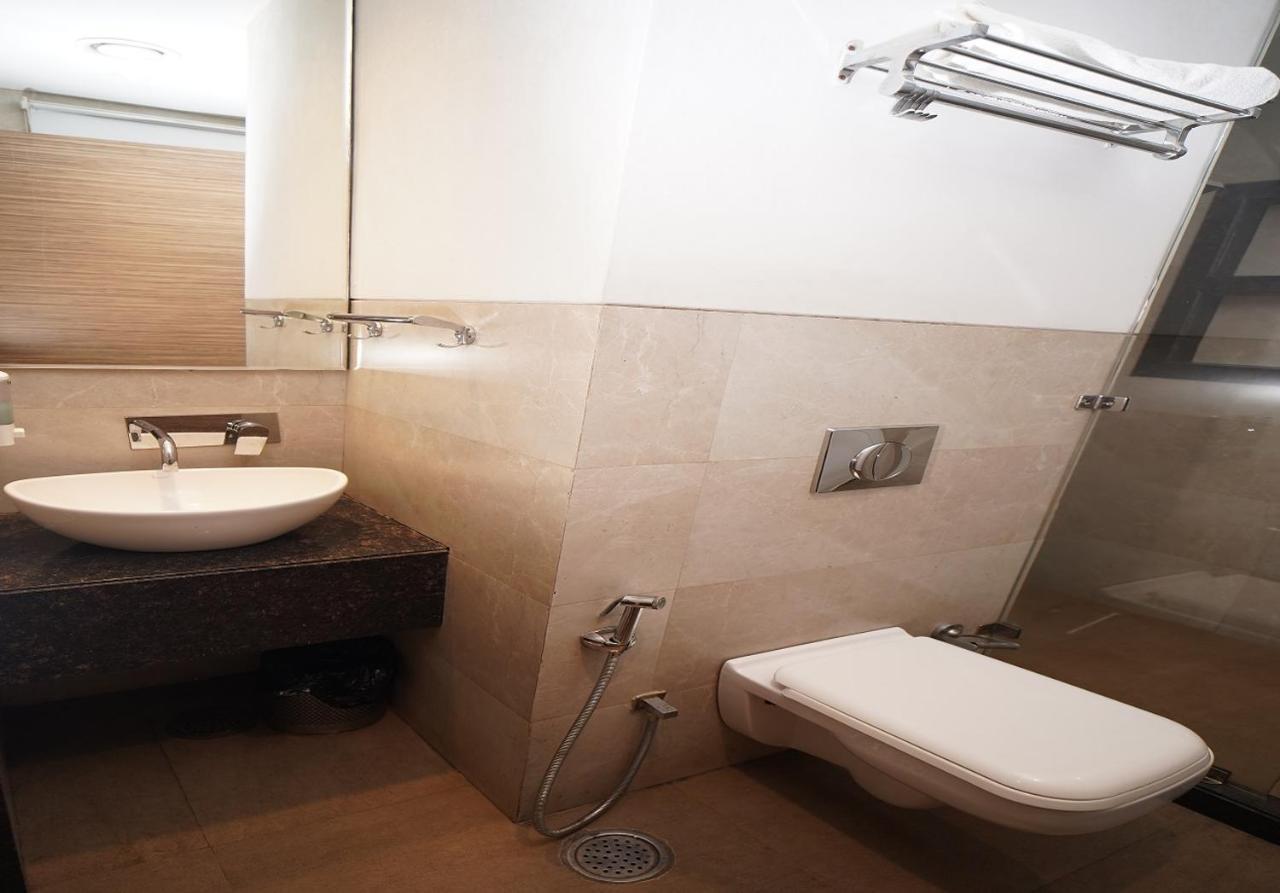 Hotel Amora - Rajnandgaon Raj Nandgaon 外观 照片