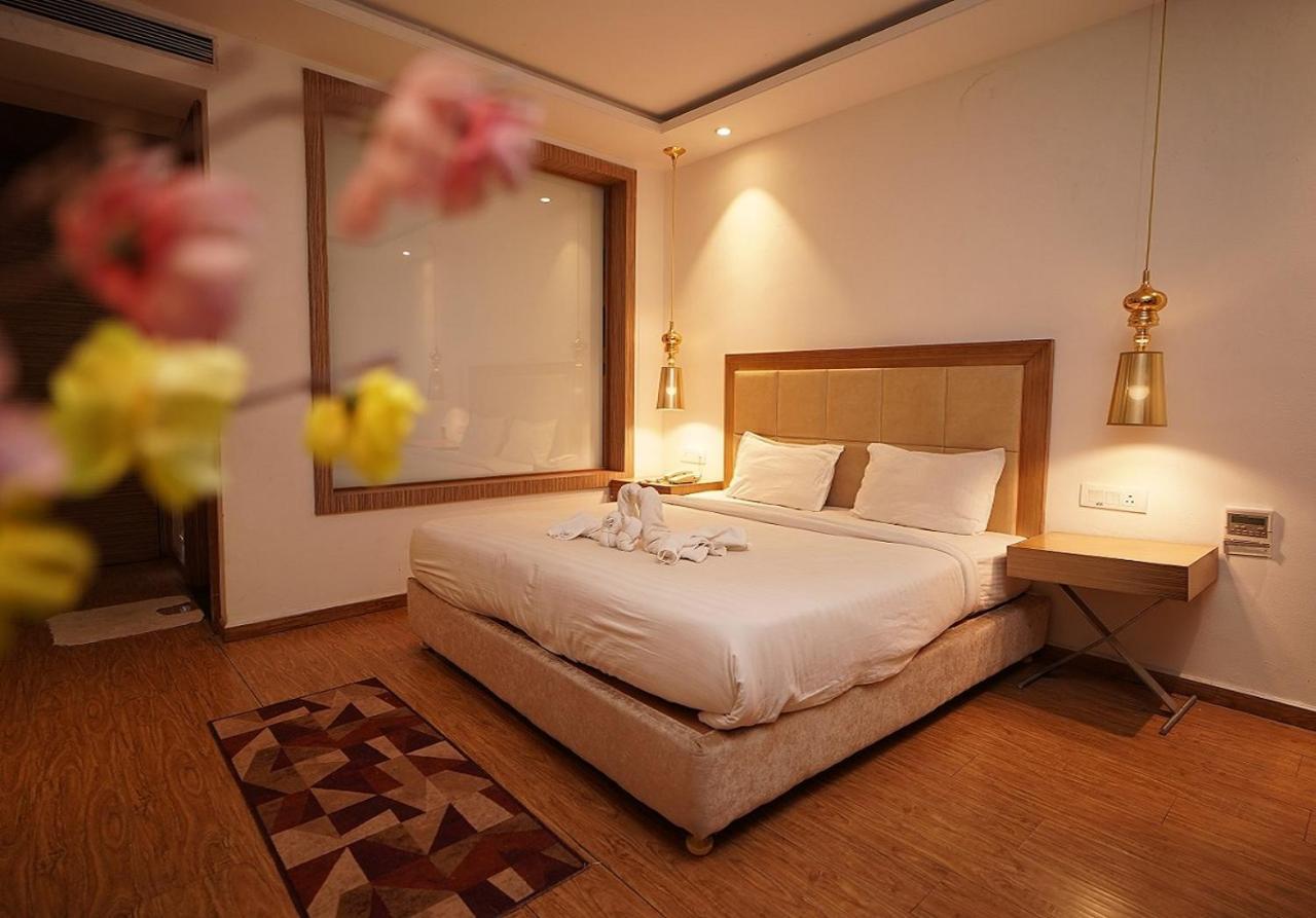 Hotel Amora - Rajnandgaon Raj Nandgaon 外观 照片